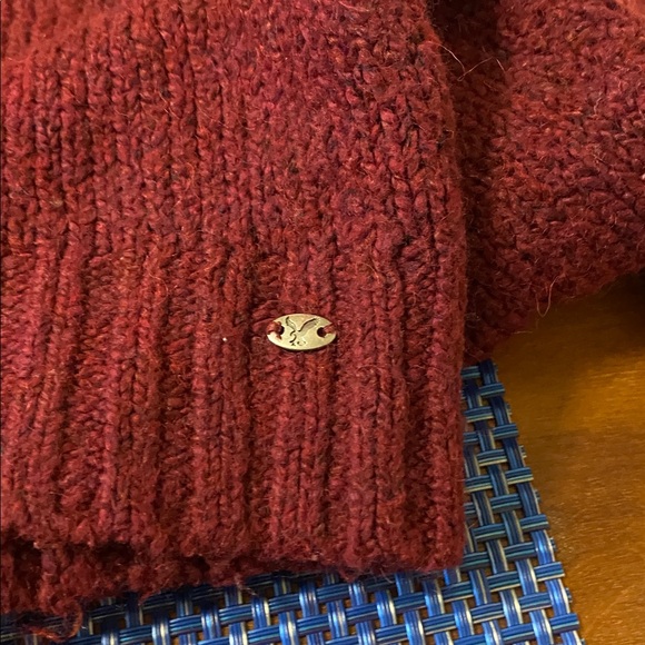 American Eagle Outfitters cropped mock turtleneck sweater, burgundy, sz. M - Picture 2 of 5
